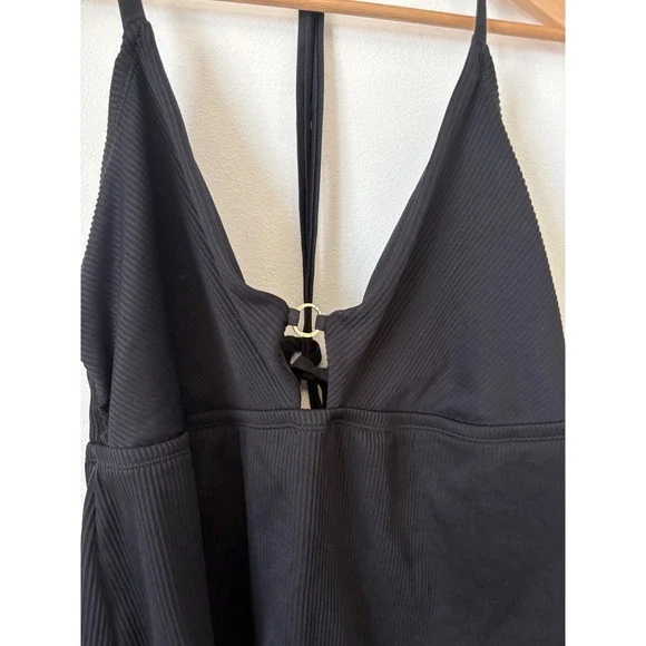 Time and Tru Black Ribbed Tankini – Gold Details – Size 2X - Picture 2 of 4
